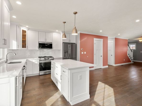 93 Providence St B, Mendon MA 01756