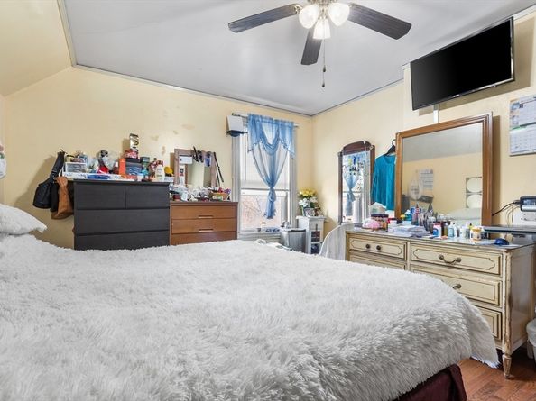 11 Gay Head St, Boston MA 02130