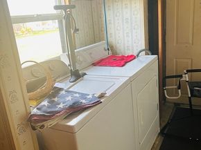 51 Champagne Rd, Gardner MA 01440