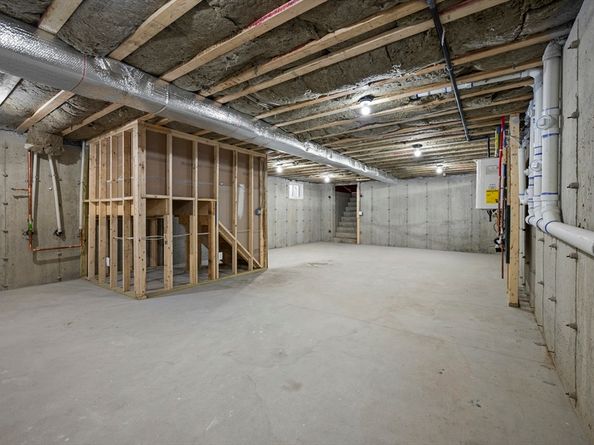 71 Readville St B, Boston MA 02136