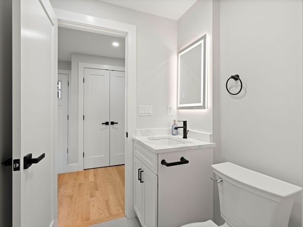 35 Dewey 35, Boston MA 02125