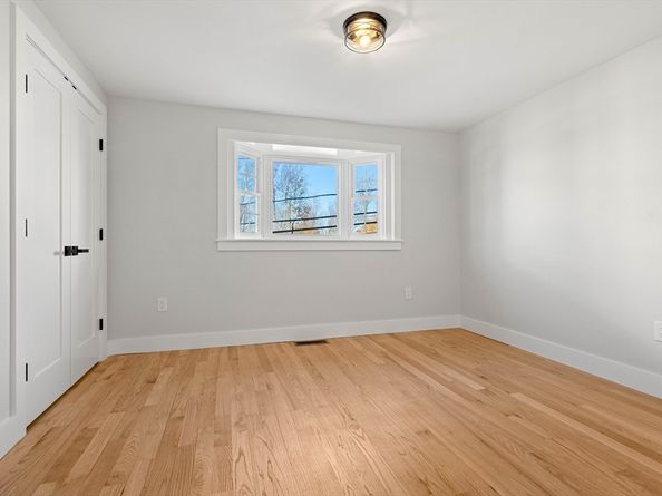 35 Dewey 35, Boston MA 02125