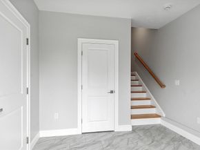 10 Windsor Street C, Worcester MA 01605