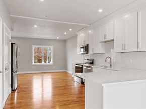 10 Windsor Street C, Worcester MA 01605