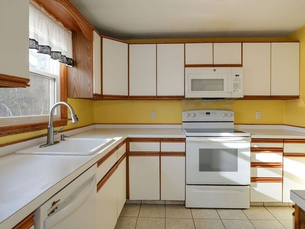 54 Evelina Drive, Marlborough MA 01752