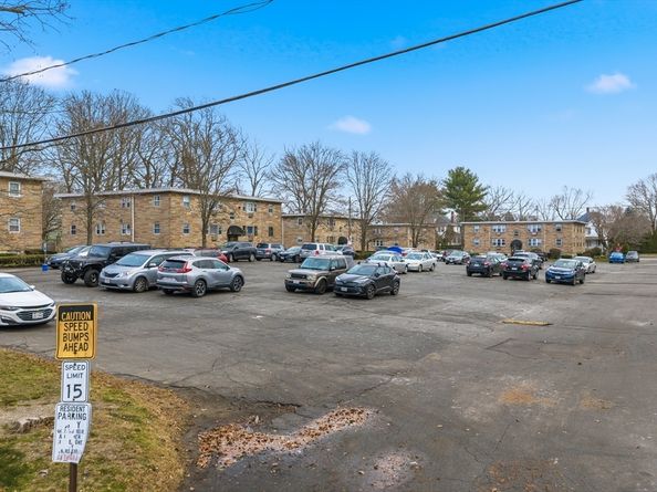 69 W Elm Ter 1, Brockton MA 02301