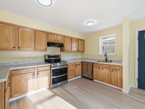 200 Beacon St, Worcester MA 01610