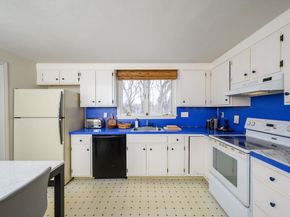 40 Dean Rd, Milton MA 02186
