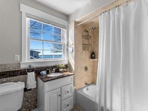 129A Wilson Rd, Nahant MA 01908