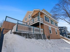 129A Wilson Rd, Nahant MA 01908