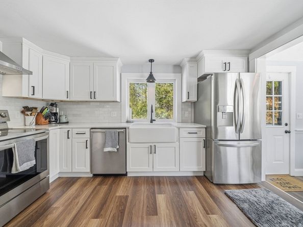 1187 West St, Walpole MA 02081