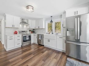 1187 West St, Walpole MA 02081