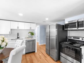 6 Wildwood Ave, Wareham MA 02571