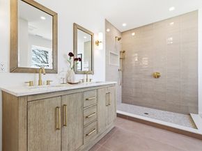 51 Fox Hill Rd, Nahant MA 01908