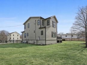 51 Fox Hill Rd, Nahant MA 01908
