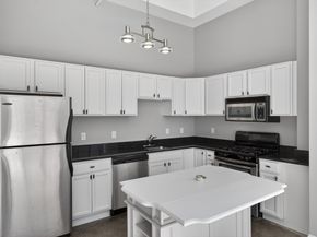 485-495 Harrison Ave 201, Boston MA 02118