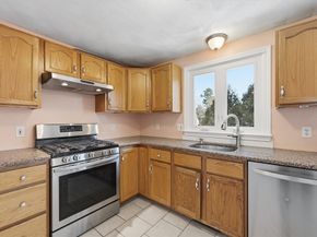 42 Wildcrest Ave, Billerica MA 01821