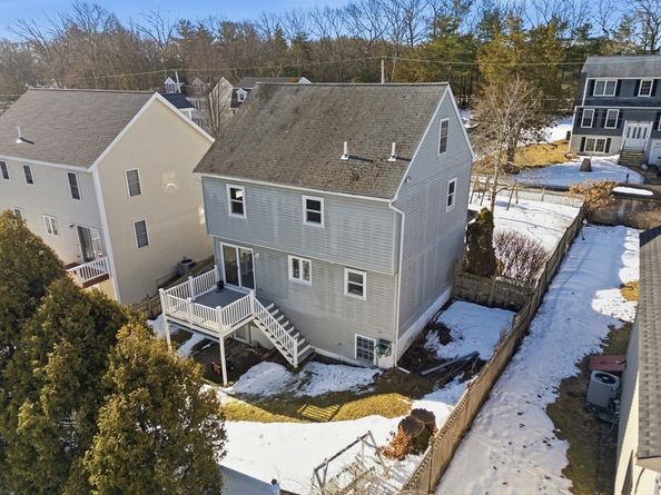 42 Wildcrest Ave, Billerica MA 01821