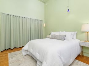 60 W Glen Rd 101, Brookline MA 02445