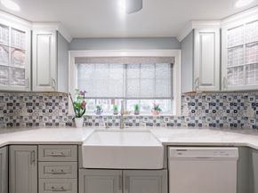 12 W Colony, Lynn MA 01902