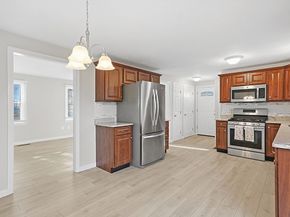 8 Keach Terrace, Waltham MA 02453