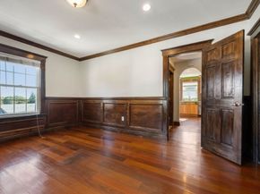 76 Taft Ave 2, Newton MA 02465