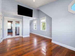 76 Taft Ave 2, Newton MA 02465