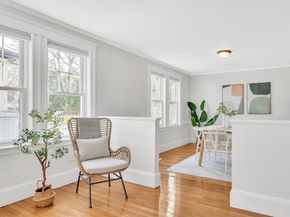 88 Warwick Rd 1, Newton MA 02465