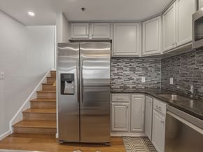 4 Duck Pond Rd 225, Beverly MA 01915