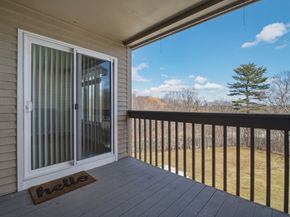 4 Duck Pond Rd 225, Beverly MA 01915