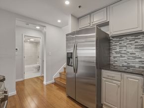 4 Duck Pond Rd 225, Beverly MA 01915