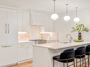 421 Saratoga 201, Boston MA 02128