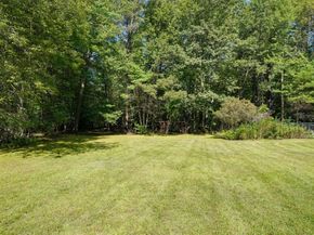 79 Taylor Rd, Stow MA 01775