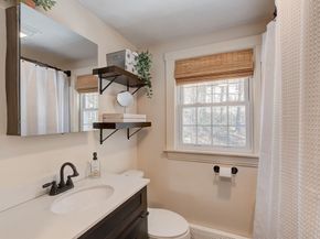 83 Richardson Dr, Fitchburg MA 01420