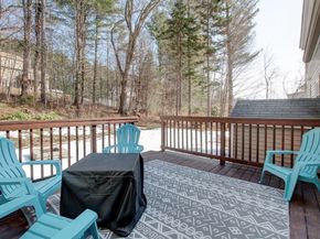 83 Richardson Dr, Fitchburg MA 01420