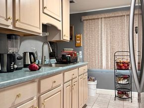 15 Wachusetts Rd, Brockton MA 02302