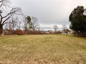 15 Wachusetts Rd, Brockton MA 02302