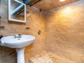 527 North Warren, Brockton MA 02301