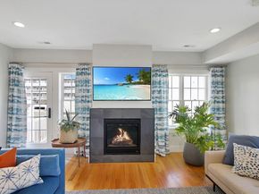 10 Berkley Rd A, Hull MA 02045