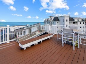 10 Berkley Rd A, Hull MA 02045