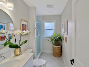 10 Berkley Rd A, Hull MA 02045