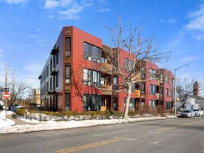 240 Salem St 3B, Medford MA 02155