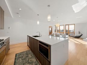 240 Salem St 3B, Medford MA 02155