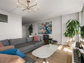 45 Longwood Ave 712, Brookline MA 02446