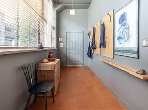 64 E.Brookline St 4, Boston MA 02118