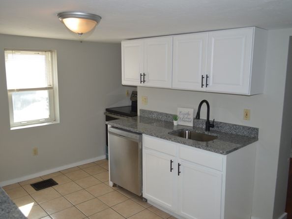 2428-2430 Providence Rd, Northbridge MA 01534