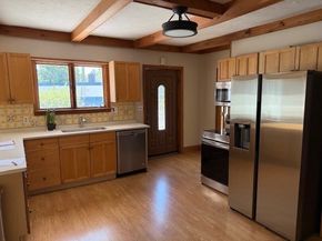 375 S Franklin St 1, Holbrook MA 02343