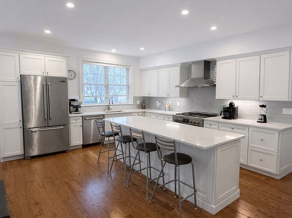 47 Blake 47, Newton MA 02460