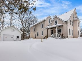 46 Franklin St, Leominster MA 01453