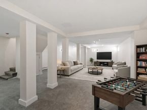 114 Lake St, Peabody MA 01960